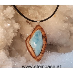 Anhänger Larimar mit Olivenholz